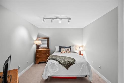 23 Lardon Crt, Winnipeg, MB 