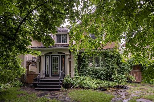 130 Brock St, Winnipeg, MB 