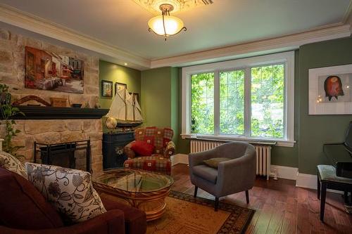 130 Brock St, Winnipeg, MB 