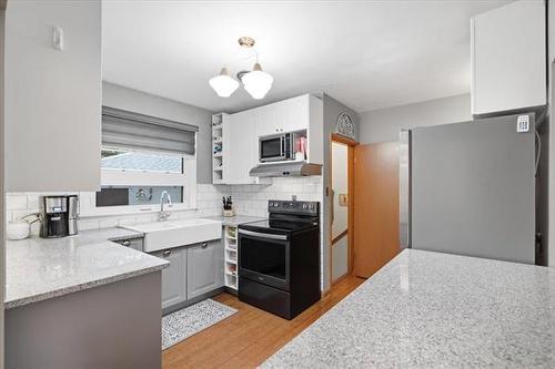 547 Renfrew St, Winnipeg, MB 
