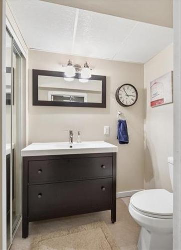 547 Renfrew St, Winnipeg, MB 