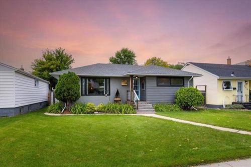 547 Renfrew St, Winnipeg, MB 