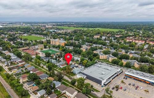 547 Renfrew St, Winnipeg, MB 