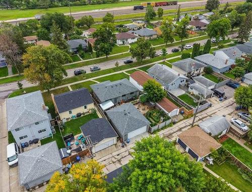547 Renfrew St, Winnipeg, MB 