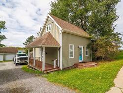 78 Fraser Avenue Sydney Mines, NS B1V 2C5