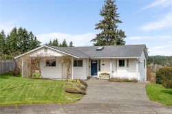 125 Sylvan Pl Nanaimo, BC V9R 6S1