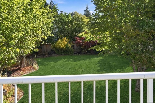 5822 Shadow Mountain Rd, Nanaimo, BC 