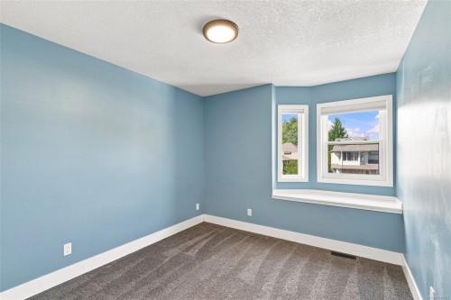 5822 Shadow Mountain Rd, Nanaimo, BC 