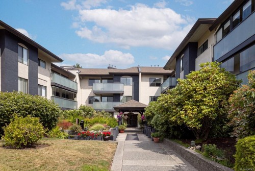 #304-3900 Shelbourne St  Saanich, BC V8P 4H8