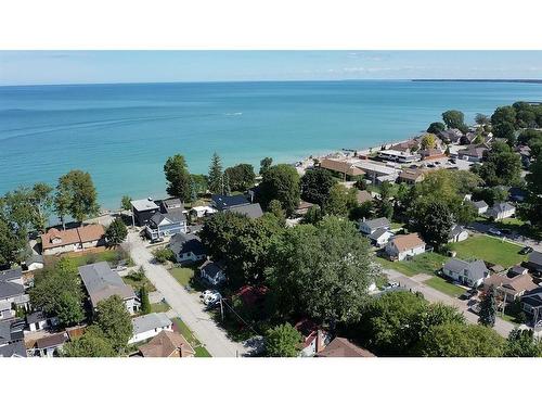1988 Beachwood Avenue, Sarnia, ON 
