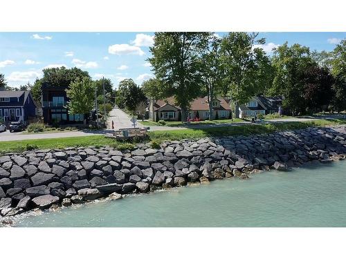 1988 Beachwood Avenue, Sarnia, ON 