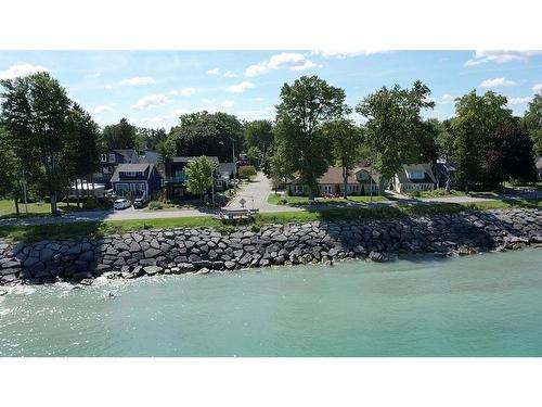 1988 Beachwood Avenue, Sarnia, ON 