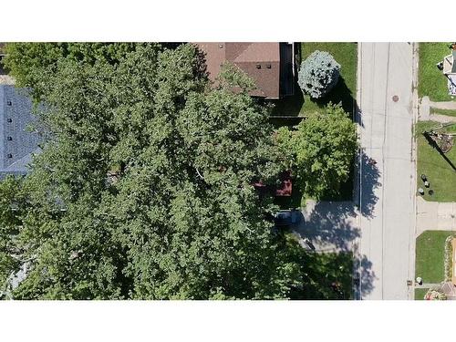 1988 Beachwood Avenue, Sarnia, ON 