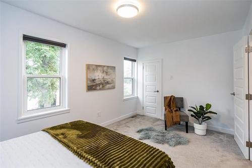 709 Fleet Ave, Winnipeg, MB 