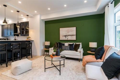 709 Fleet Ave, Winnipeg, MB 