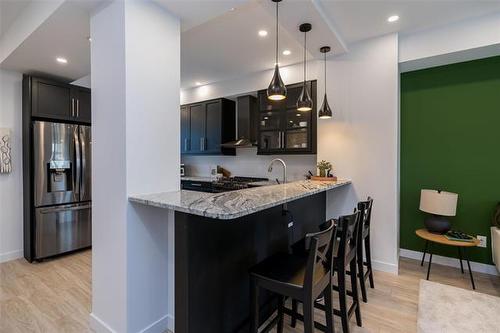 709 Fleet Ave, Winnipeg, MB 
