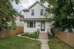 393 Machray AVE  Winnipeg, MB R2W 1A5