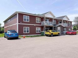 55/63 Russell Street  Summerside, PE C1N 2T4