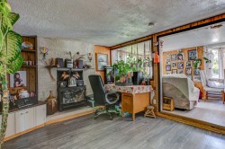 Salon - 