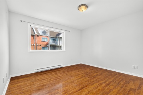 Master Bedroom - 9456 Rue Riverin, Brossard, QC 