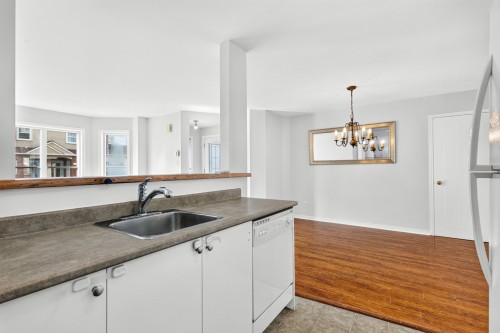 Kitchen - 9456 Rue Riverin, Brossard, QC 