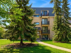 490 Rue St-Yves  Repentigny (Repentigny), QC J6A 0C2