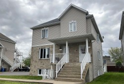 1641  - 1645 Rue de l'Hortensia  Terrebonne (La Plaine), QC J7M 0B3
