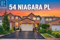 54 NIAGARA PLACE Brampton, ON L6S 4Y8