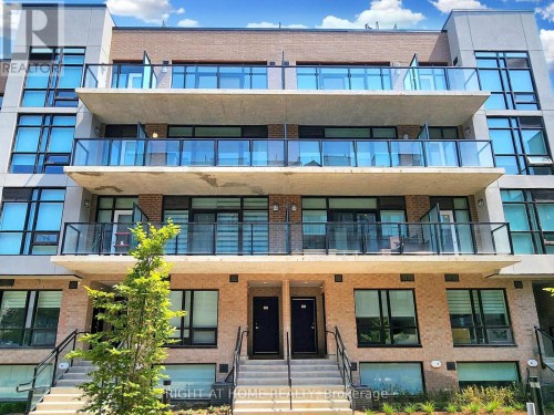 30 - 851 SHEPPARD AVENUE W , Toronto, Ontario M3H 0G2 3