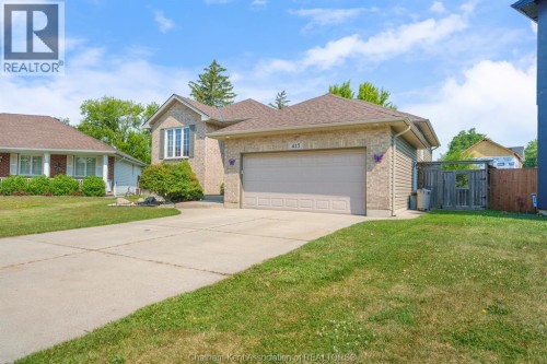415 SILVER SANDS LANE  St Clair, ON N0N 1G0