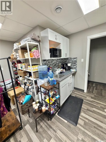 141 Central Avenue N, Swift Current, SK 