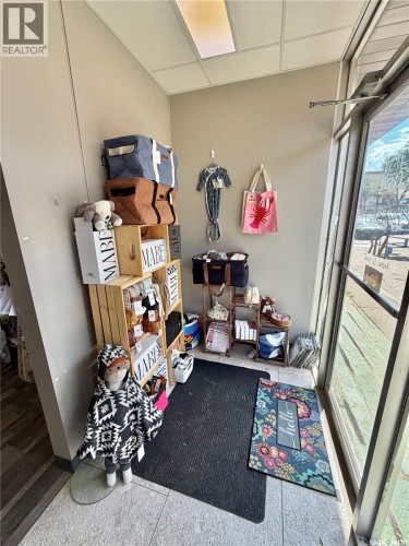 141 Central Avenue N, Swift Current, SK 