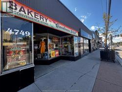 4739-4749 WYANDOTTE STREET East Windsor, ON N8Y 1H8