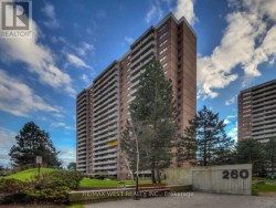 709 - 260 SCARLETT ROAD Toronto, ON M6N 4X6
