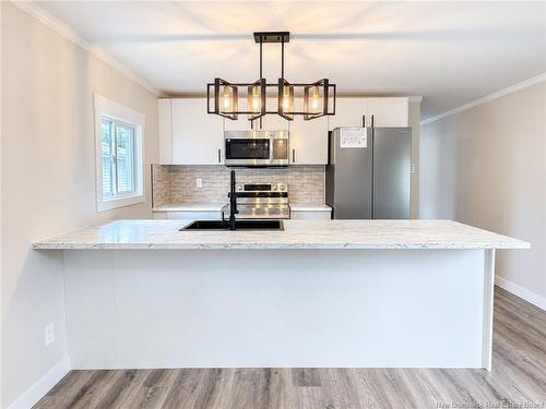 14 Elmdale Cres, Fredericton, NB 