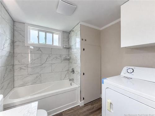 14 Elmdale Cres, Fredericton, NB 