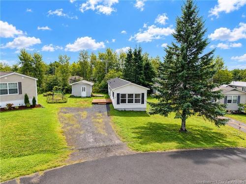 14 Elmdale Cres, Fredericton, NB 