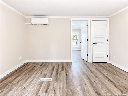 14 Elmdale Cres, Fredericton, NB 