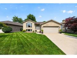 1313 WILTSHIRE Drive Sarnia, ON N7S 4N9