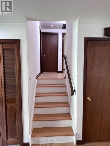 6511 DORCHESTER ROAD , Niagara Falls, Ontario L2G 5T6 2