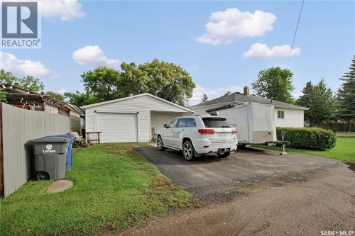 2001 2Nd Street, Rosthern, SK 