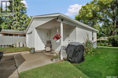 2001 2Nd Street, Rosthern, SK 