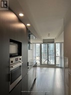 2005 - 70 TEMPERANCE STREET Toronto, ON M5H 0B1