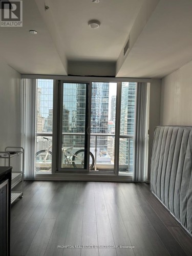 2005 - 70 TEMPERANCE STREET , Toronto, Ontario M5H 0B1 3