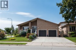104 GLEN CANNON Drive  Stoney Creek, ON L8G 4E1