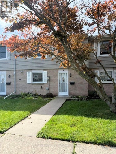 3 - 150 CONCESSION STREET E  Tillsonburg, ON N4G 1P9