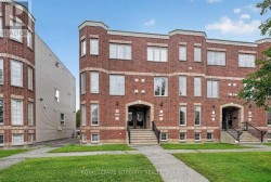 795 LONGFIELDS DRIVE  Ottawa, ON K2J 5N2