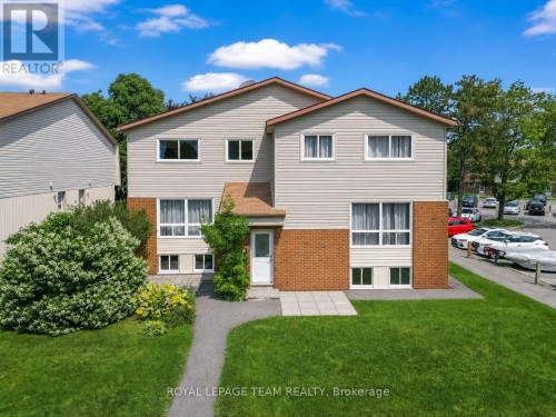 38A FORESTER CRESCENT  Ottawa, ON K2H 8Y2