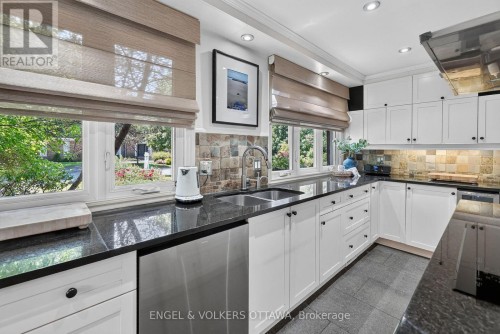1907 Fairmeadow Crescent, Ottawa, ON 