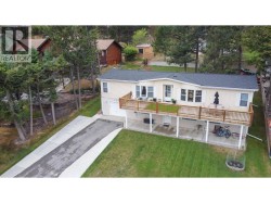 1336 11th Avenue Invermere, BC V0A 1K0